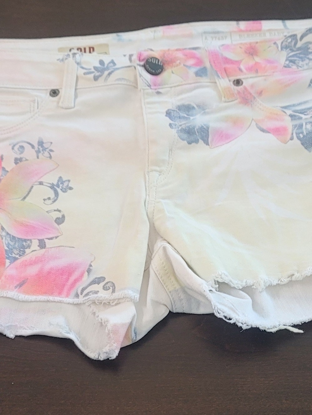 Design Lab Bleeker Baby White Floral Print Denim Shorts with Pink & Blue Accents